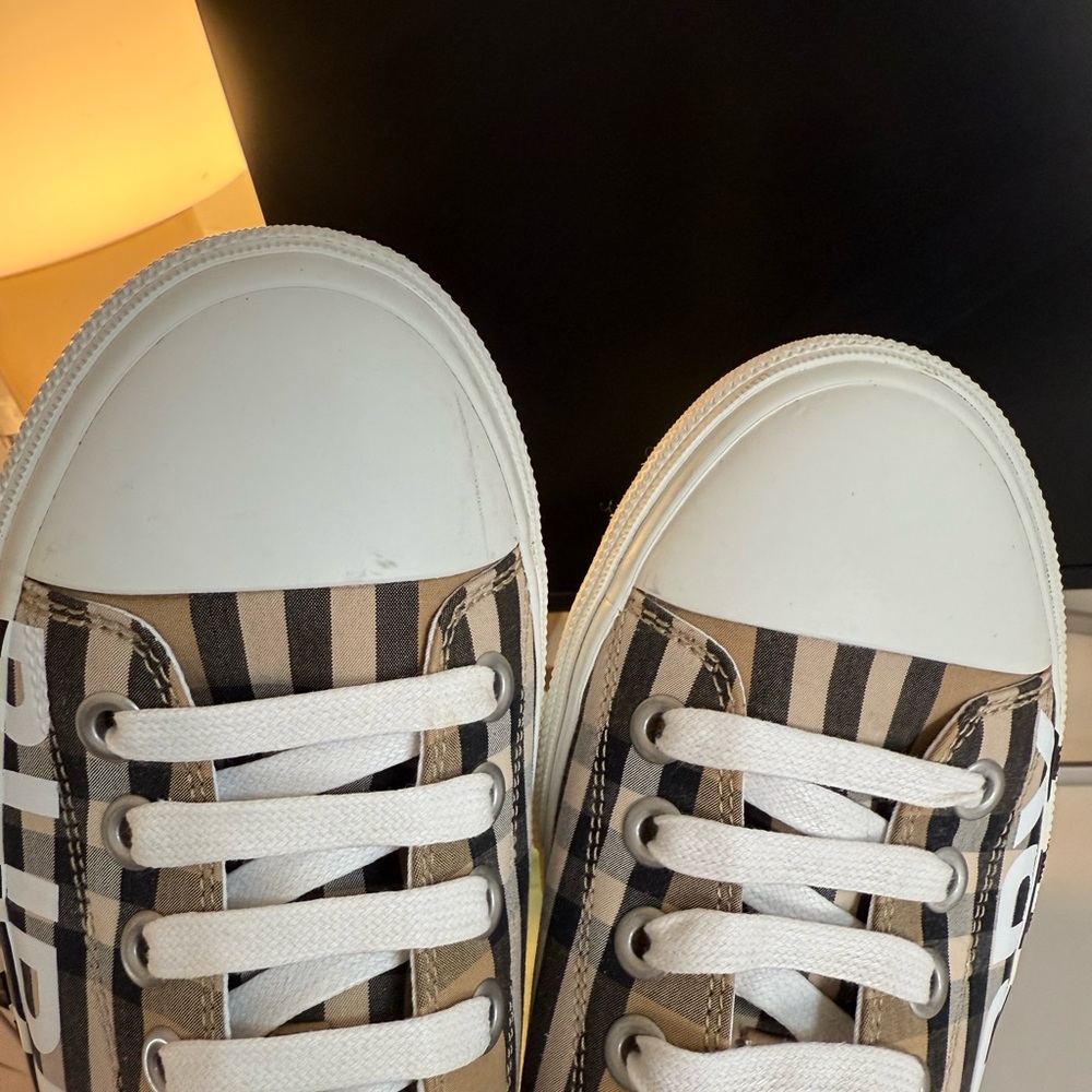 Burberry Larkhall Sneaker